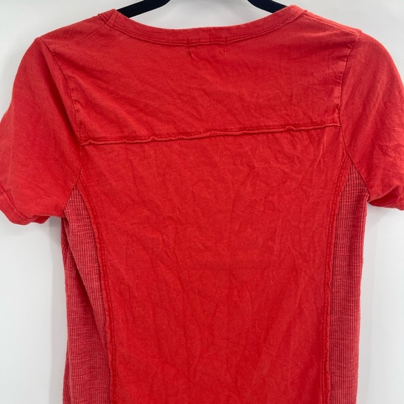 T.la Anthropologie red thermal Y2k boho cotton short sleeve tee size xs - Picture 10 of 12